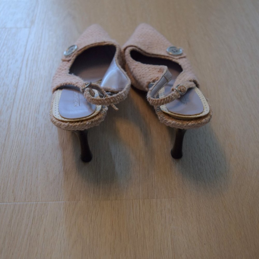 Blush Millennial Pink Tweed Kitten Heels - Picture 5 of 7